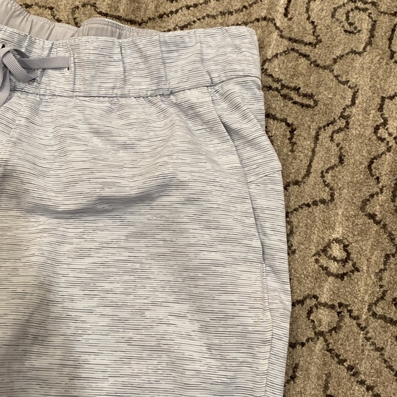 Lululemon Drawstring Pant - Picture 3 of 5